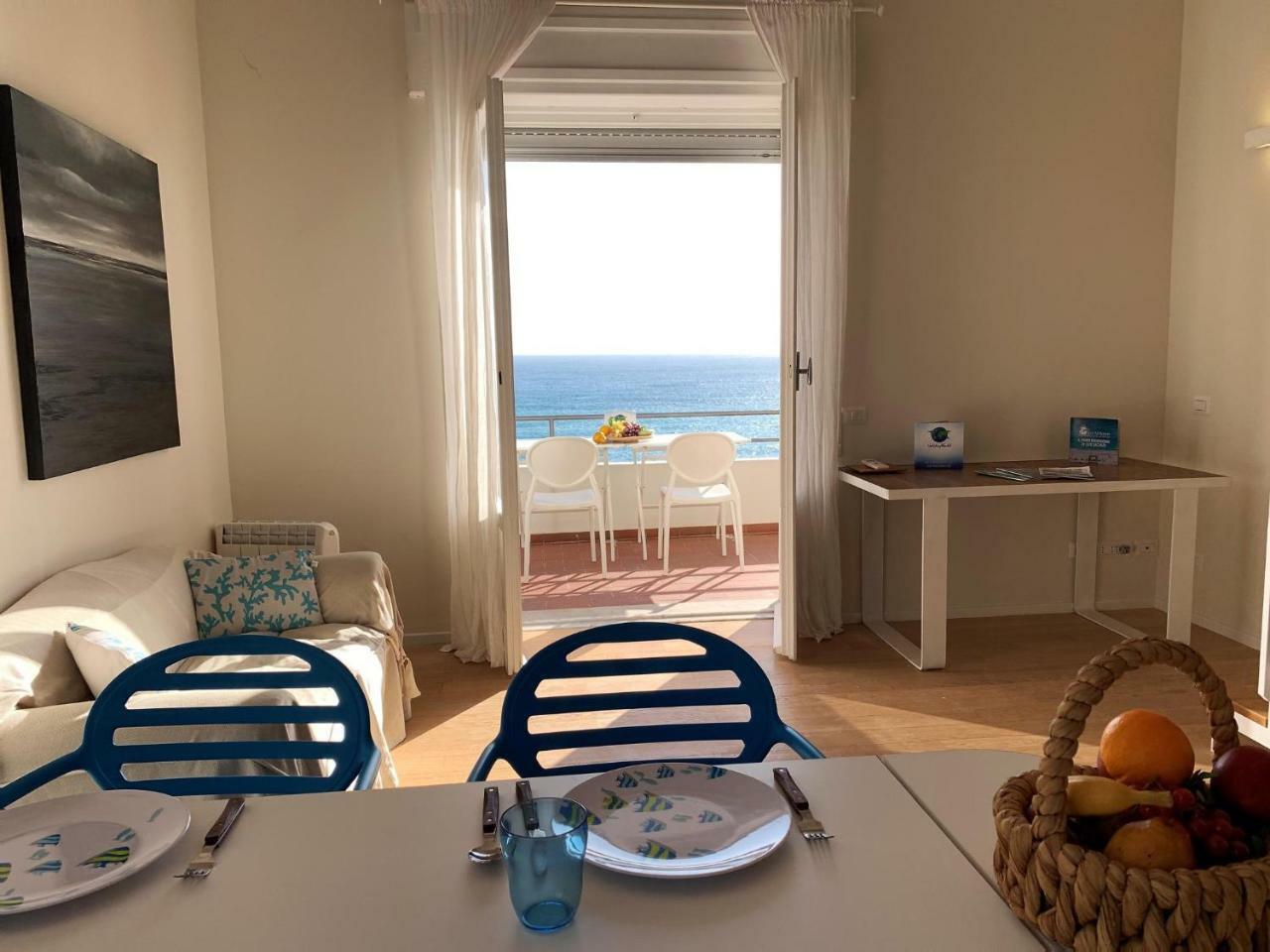 Villa Giulia By Holiday World Реко Екстериор снимка